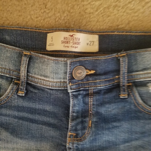 SOLD---Hollister Distressed Shorts 5 27 - Picture 2 of 6